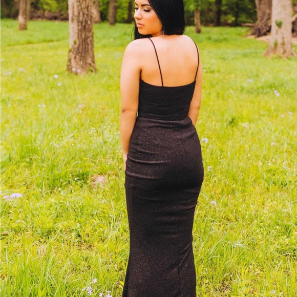 Floor Length Prom dress - Picture 9 of 9